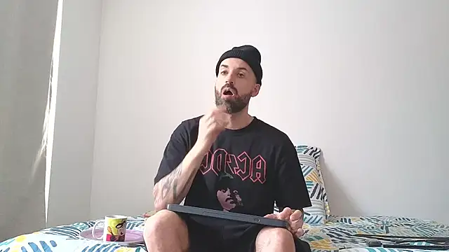 MattxFeet online show from March 31, 2026, 3:14 pm