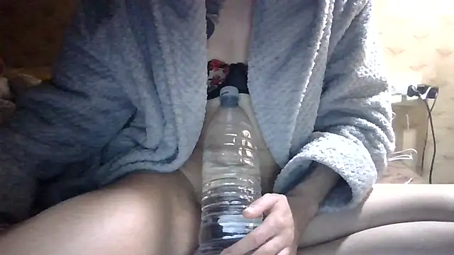 fabiolagg online show from December 4, 2025, 8:41 pm