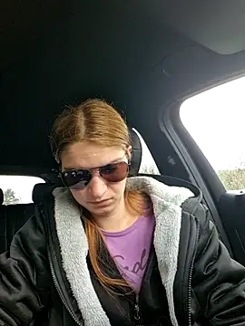 Geile-Luna online show from April 15, 2026, 2:54 pm