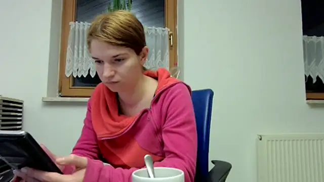 Geile-Luna online show from February 15, 2026, 7:24 pm