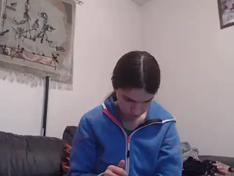 Snapshot of Geile-Luna chatting on October 23, 2025, 5:55 pm Geile-Luna online show from October 23, 2025, 5:55 pm