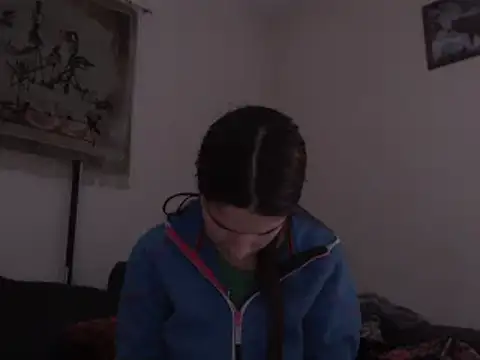 Snapshot of Geile-Luna chatting on October 26, 2025, 2:28 pm Geile-Luna online show from October 26, 2025, 2:28 pm