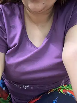 Snapshot of Preet_Kaur_69 chatting on September 15, 2025, 10:37 am Preet Kaur 69 online show from September 15, 2025, 10:37 am