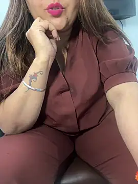 Snapshot of Preet_Kaur_69 chatting on February 21, 2025, 5:53 pm Preet Kaur 69 online show from February 21, 2025, 5:53 pm