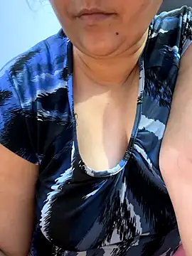 Snapshot of Preet_Kaur_69 chatting on September 30, 2025, 6:36 pm Preet Kaur 69 online show from September 30, 2025, 6:36 pm