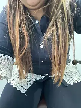 Snapshot of Preet_Kaur_69 chatting on February 11, 2025, 6:55 pm Preet Kaur 69 online show from February 11, 2025, 6:55 pm