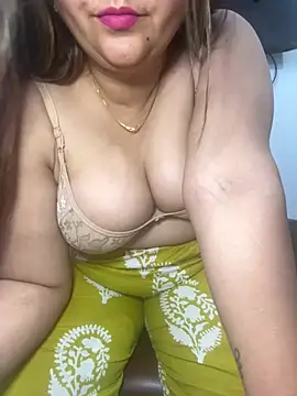 Snapshot of Preet_Kaur_69 chatting on February 26, 2025, 4:27 pm Preet Kaur 69 online show from February 26, 2025, 4:27 pm
