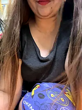 Snapshot of Preet_Kaur_69 chatting on September 26, 2025, 7:10 pm Preet Kaur 69 online show from September 26, 2025, 7:10 pm