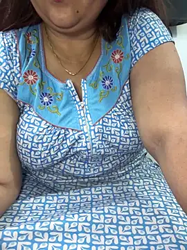 Snapshot of Preet_Kaur_69 chatting on March 15, 2025, 10:22 pm Preet Kaur 69 online show from March 15, 2025, 10:22 pm