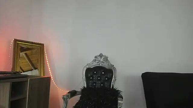 Hela wet online show from December 3, 2024, 11:29 pm