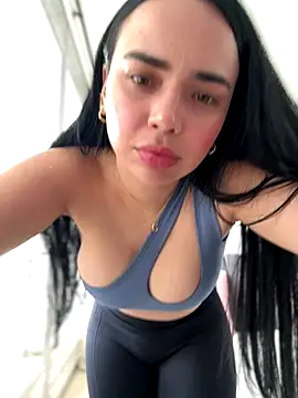 GeorginaJones online show from October 12, 2025, 9:27 pm