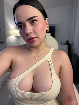 GeorginaJones online show from February 2, 2025, 12:09 am