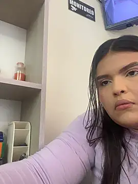 Lia sexx online show from February 3, 2026, 7:08 pm