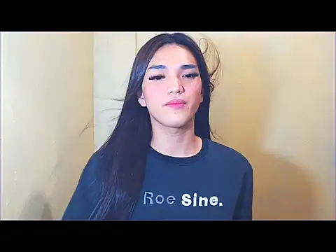 WONDERWOMAN2023 online show from March 29, 2026, 3:57 pm