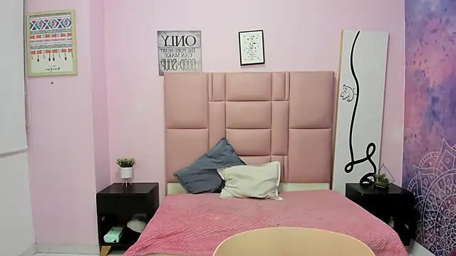 Snapshot of Alison_Jhones7 chatting on March 6, 2025, 9:20 pm Alison Jhones7 online show from March 6, 2025, 9:20 pm