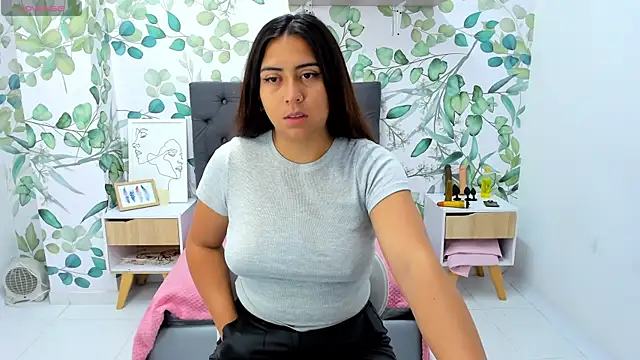 Snapshot of Alison_Jhones7 chatting on February 1, 2025, 1:20 pm Alison Jhones7 online show from February 1, 2025, 1:20 pm