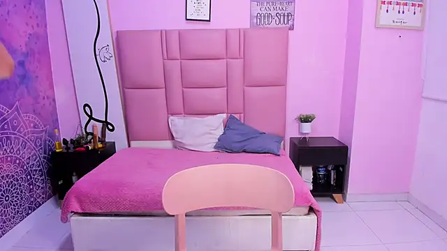 Snapshot of Alison_Jhones7 chatting on March 21, 2025, 9:01 pm Alison Jhones7 online show from March 21, 2025, 9:01 pm