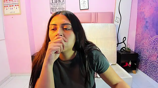 Snapshot of Alison_Jhones7 chatting on March 10, 2025, 9:18 pm Alison Jhones7 online show from March 10, 2025, 9:18 pm