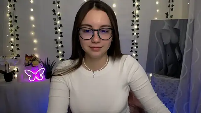 SweetPrincess  online show from February 8, 2025, 6:43 am