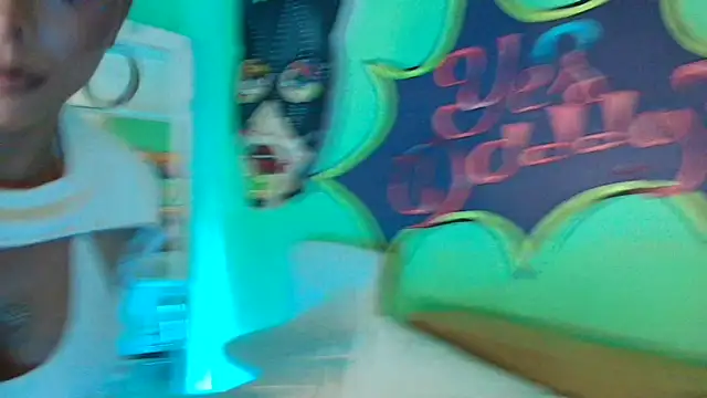 Snapshot of TamaraSavage chatting on October 15, 2025, 10:12 am TamaraSavage online show from October 15, 2025, 10:12 am