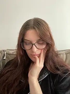 Snapshot of little_belucci chatting on January 31, 2025, 10:10 am little belucci online show from January 31, 2025, 10:10 am
