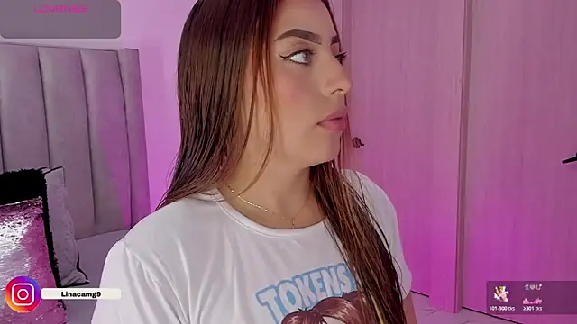 Snapshot of MaddyyLennon chatting on February 22, 2026, 10:55 pm MaddyyLennon online show from February 22, 2026, 10:55 pm