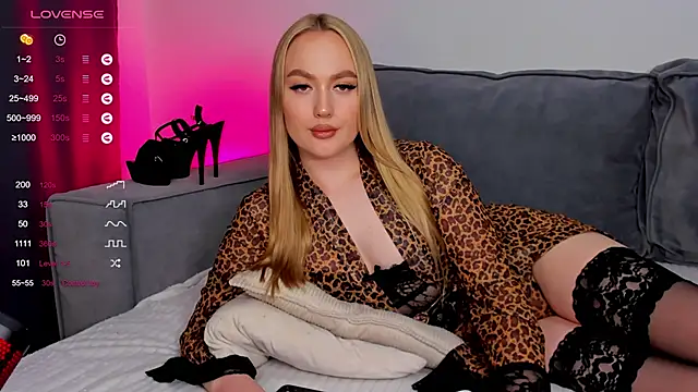 Elissluvv online show from January 16, 2025, 8:03 pm