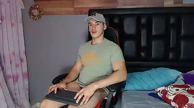 Snapshot of jonathanjeremiah chatting on February 27, 2025, 1:41 am jonathanjeremiah online show from February 27, 2025, 1:41 am