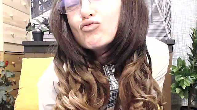 Snapshot of lilianleight chatting on July 3, 2026, 5:30 pm lilianleight online show from July 3, 2026, 5:30 pm
