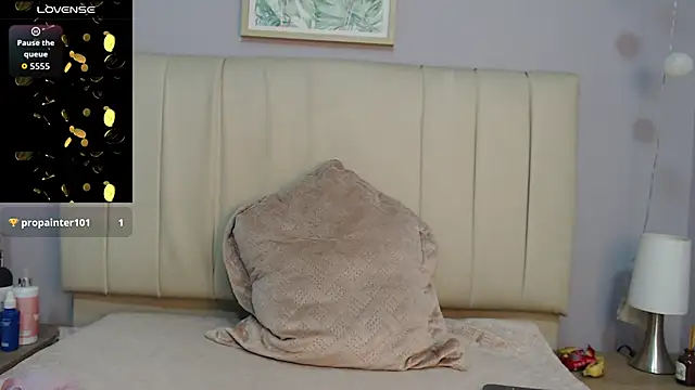 amy le01 online show from November 19, 2025, 1:33 pm