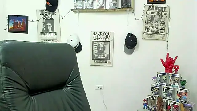 Snapshot of ney_22 chatting on February 26, 2025, 2:30 am ney 22 online show from February 26, 2025, 2:30 am