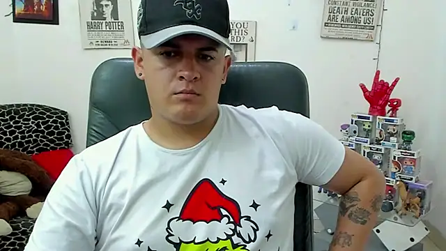 Snapshot of ney_22 chatting on February 28, 2025, 4:43 am ney 22 online show from February 28, 2025, 4:43 am