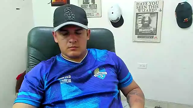 Snapshot of ney_22 chatting on March 17, 2025, 3:14 am ney 22 online show from March 17, 2025, 3:14 am