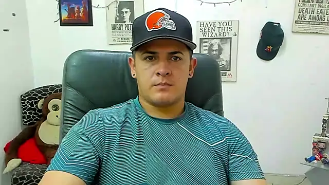 Snapshot of ney_22 chatting on March 14, 2025, 2:20 am ney 22 online show from March 14, 2025, 2:20 am