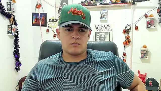 Snapshot of ney_22 chatting on October 16, 2025, 11:40 am ney 22 online show from October 16, 2025, 11:40 am