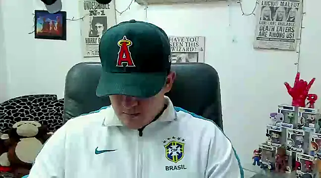 Snapshot of ney_22 chatting on February 22, 2025, 11:35 pm ney 22 online show from February 22, 2025, 11:35 pm