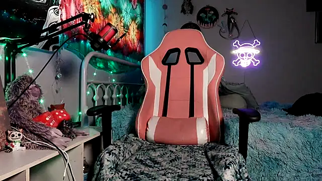 baebaeblueXXX online show from December 18, 2025, 7:50 pm