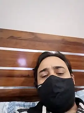 Snapshot of sunnyrockindia chatting on November 16, 2025, 4:28 am sunnyrockindia online show from November 16, 2025, 4:28 am