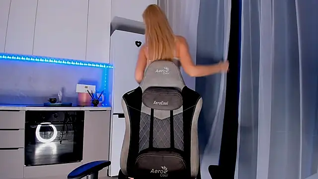 HotyPlays online show from February 9, 2025, 12:41 pm
