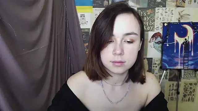 Snapshot of VeryVeryVeryShy_ chatting on March 11, 2025, 9:45 am VeryVeryVeryShy  online show from March 11, 2025, 9:45 am