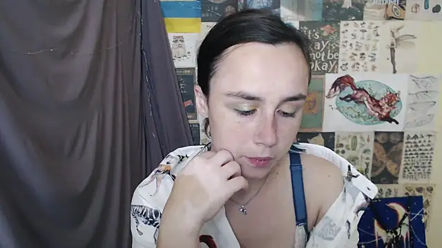 Snapshot of VeryVeryVeryShy_ chatting on September 11, 2025, 5:40 am VeryVeryVeryShy  online show from September 11, 2025, 5:40 am