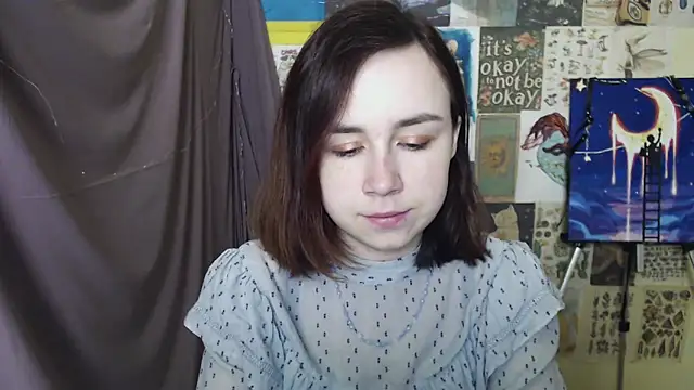 Snapshot of VeryVeryVeryShy_ chatting on March 11, 2025, 6:41 am VeryVeryVeryShy  online show from March 11, 2025, 6:41 am