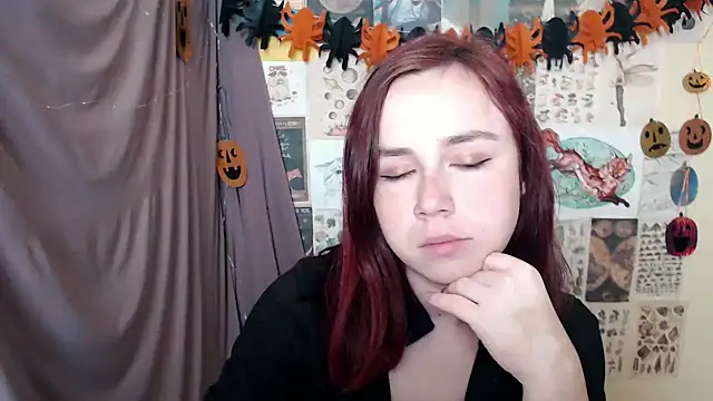 Snapshot of VeryVeryVeryShy_ chatting on October 8, 2025, 5:09 am VeryVeryVeryShy  online show from October 8, 2025, 5:09 am