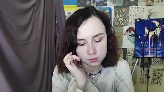 Snapshot of VeryVeryVeryShy_ chatting on February 23, 2025, 12:59 pm VeryVeryVeryShy  online show from February 23, 2025, 12:59 pm