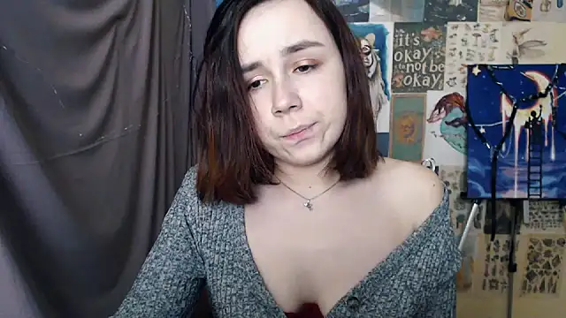 Snapshot of VeryVeryVeryShy_ chatting on February 21, 2025, 9:45 am VeryVeryVeryShy  online show from February 21, 2025, 9:45 am