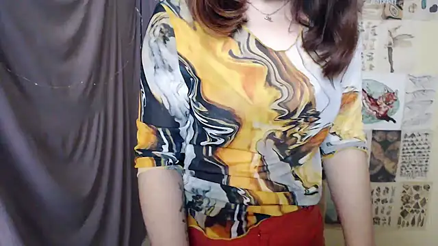 Snapshot of VeryVeryVeryShy_ chatting on September 20, 2025, 5:23 am VeryVeryVeryShy  online show from September 20, 2025, 5:23 am