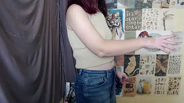 Snapshot of VeryVeryVeryShy_ chatting on September 29, 2025, 10:44 am VeryVeryVeryShy  online show from September 29, 2025, 10:44 am