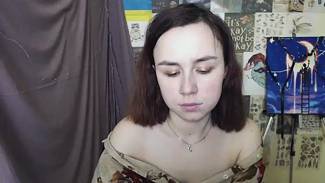 Snapshot of VeryVeryVeryShy_ chatting on February 25, 2025, 9:31 am VeryVeryVeryShy  online show from February 25, 2025, 9:31 am