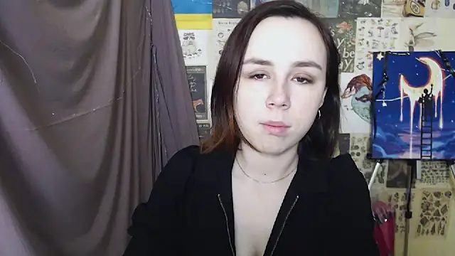 Snapshot of VeryVeryVeryShy_ chatting on March 9, 2025, 6:50 am VeryVeryVeryShy  online show from March 9, 2025, 6:50 am