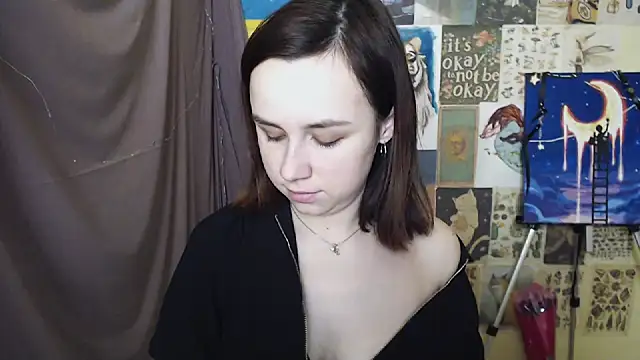 Snapshot of VeryVeryVeryShy_ chatting on March 9, 2025, 9:57 am VeryVeryVeryShy  online show from March 9, 2025, 9:57 am